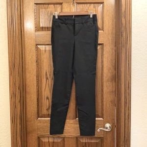 Old Navy High Rise Pixie Pant